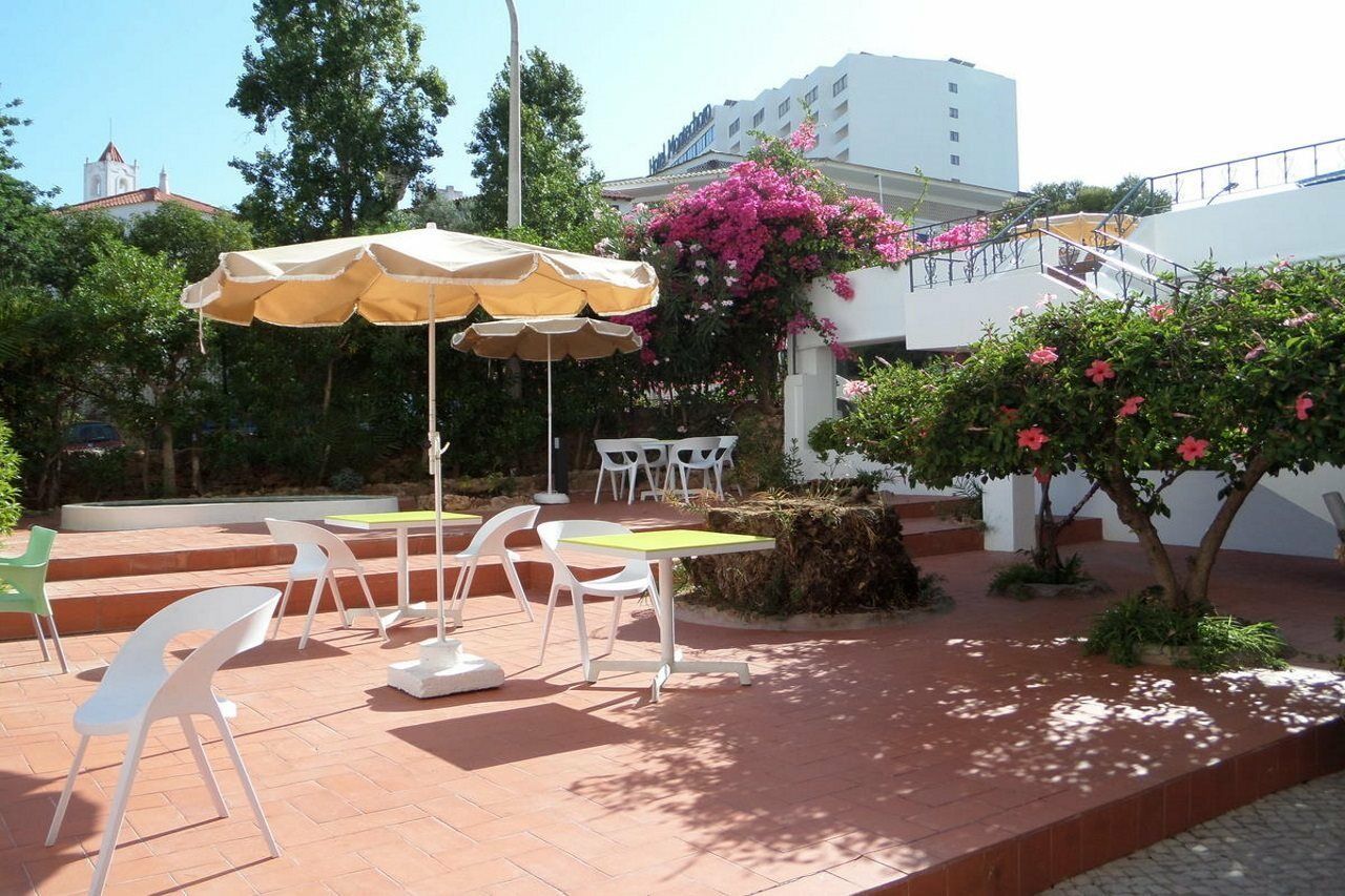 Aparthotel Mirachoro Albufeira Extérieur photo