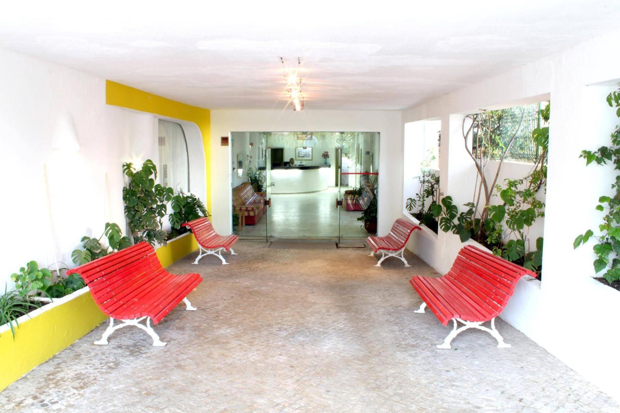 Aparthotel Mirachoro Albufeira Extérieur photo